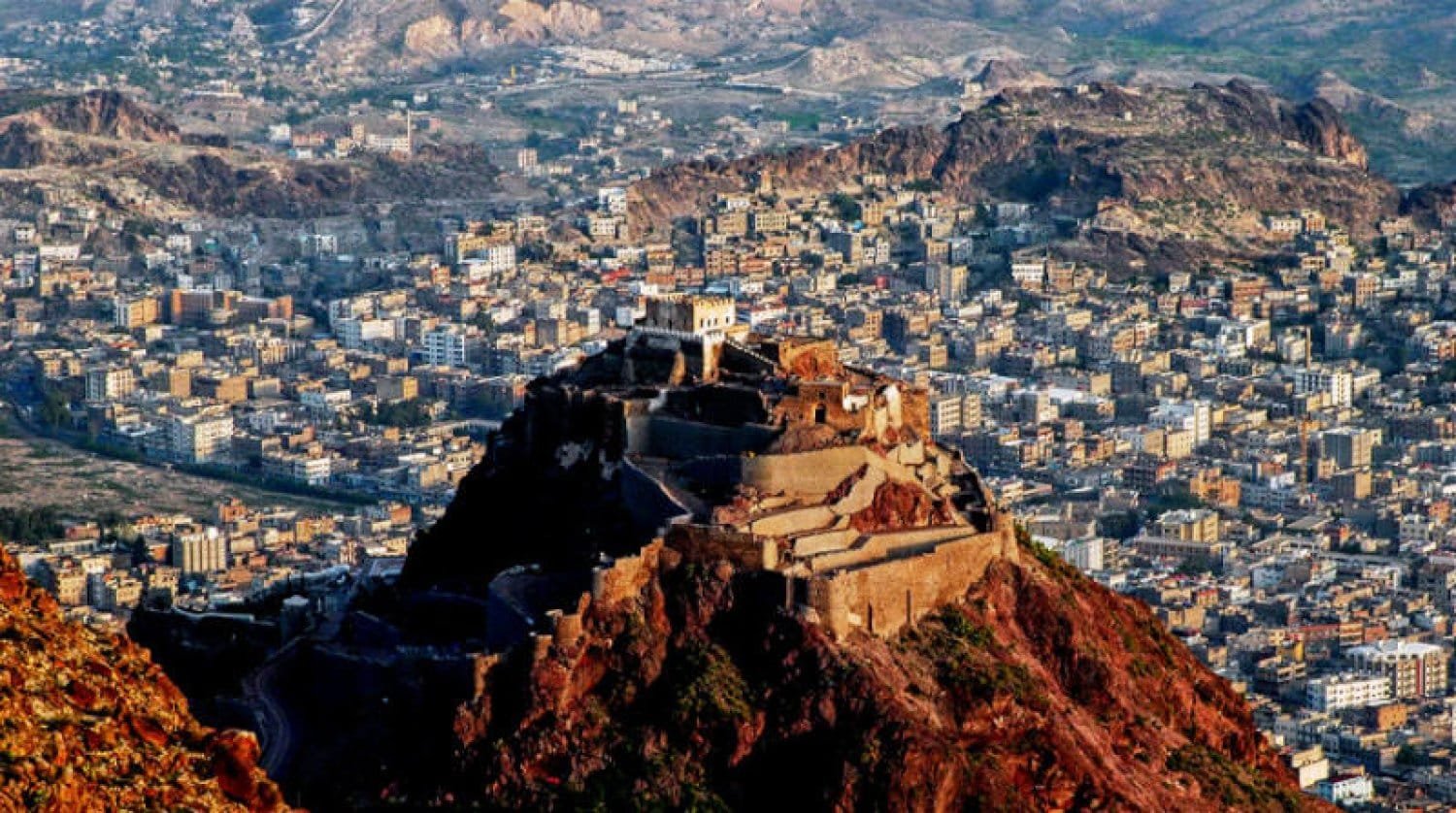 مع عائلتي